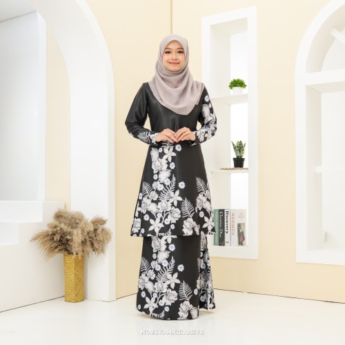 Batik Kiambang - Black