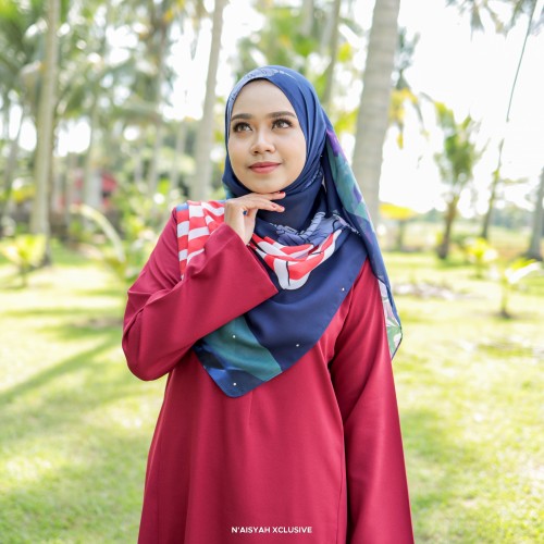 Kurung Dang Anum - Red