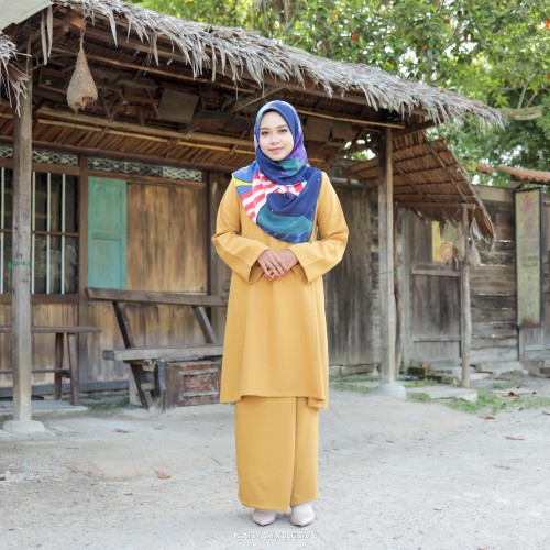 Kurung Dang Anum - Yellow