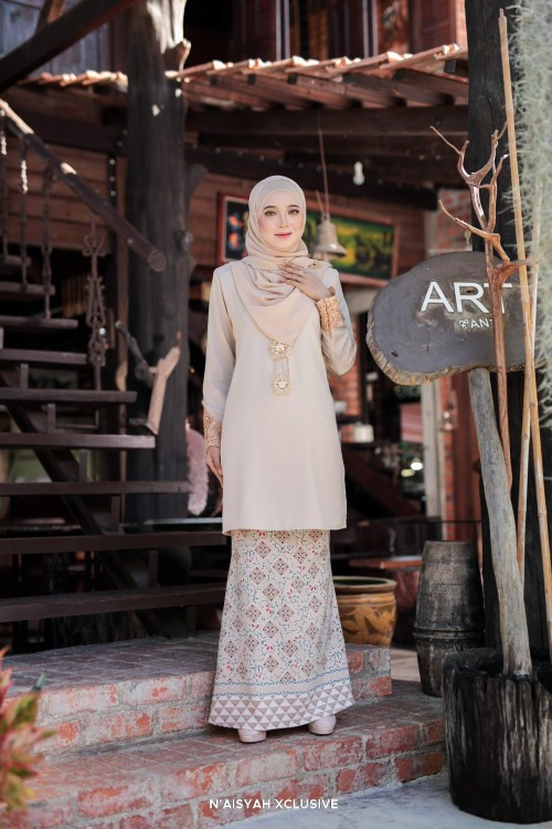 Kurung Aleeya Dewasa - Light Khaki