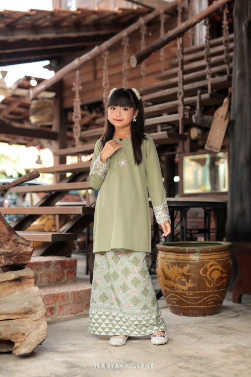 Kurung Aleeya Kids - Light Olive