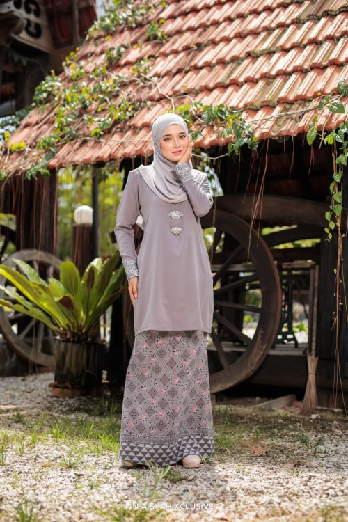 Kurung Aleeya Dewasa - Grey