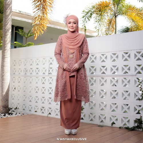 Kuntom - Ash Brown