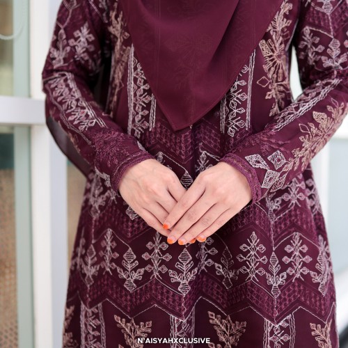 Trisha - Burgundy