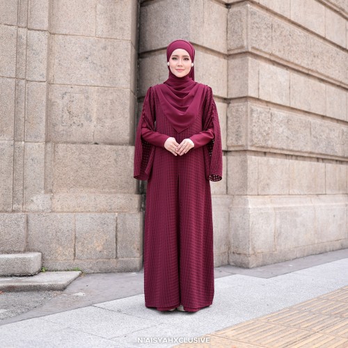 Yumna - Maroon