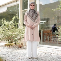 Ateefa -Nude