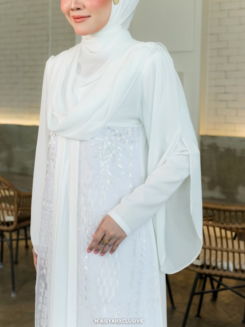 Adni - Off White
