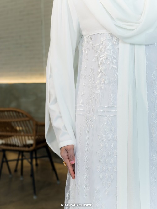 Adni - Off White