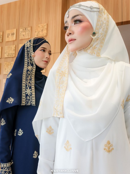 Jania - Off White