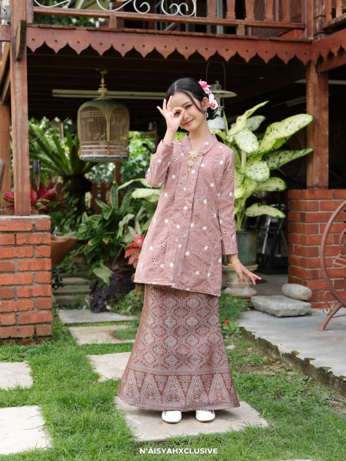 Kebaya Melor Kids - Brown (4-6)