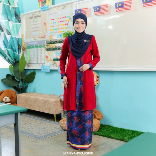 Lestari - Merah Biru