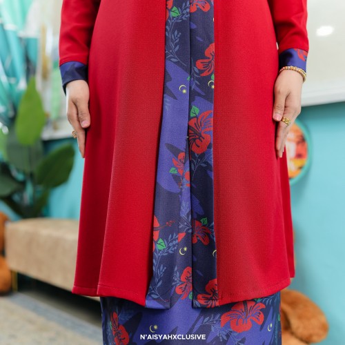 Lestari - Merah Biru
