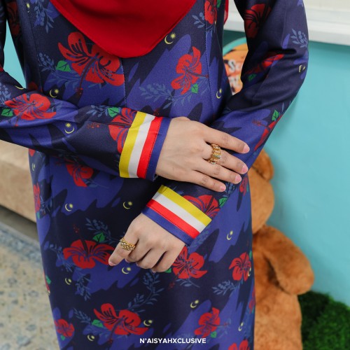 Warisan - Biru Merah