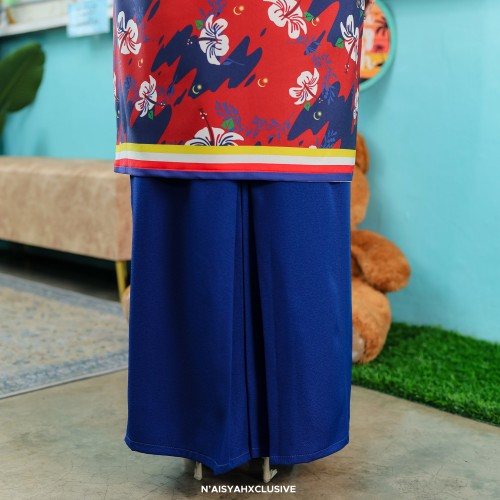 Warisan - Merah biru