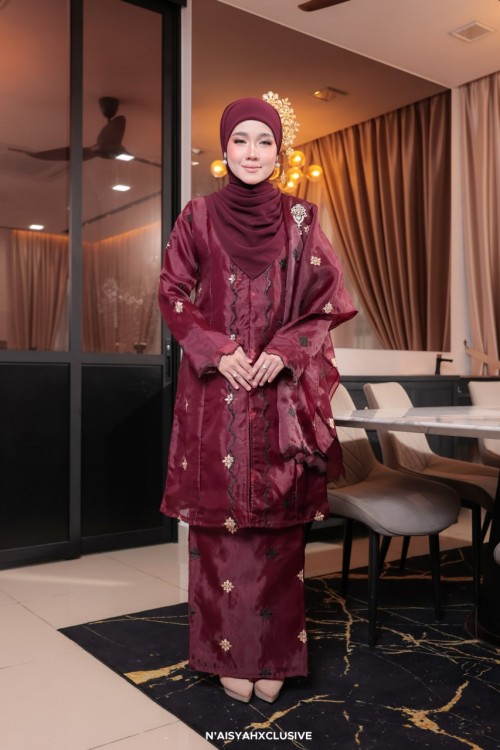 Kebarung Anggun - Maroon Kebarung Anggun - Maroon