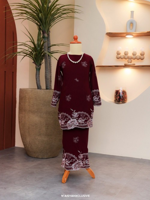 Kurung Mawar - Maroon (8-12) Kurung Mawar - Maroon (8-12)